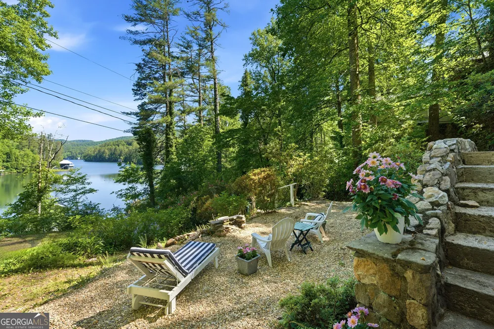 6448 Crow Creek RD Lakemont, GA 30552