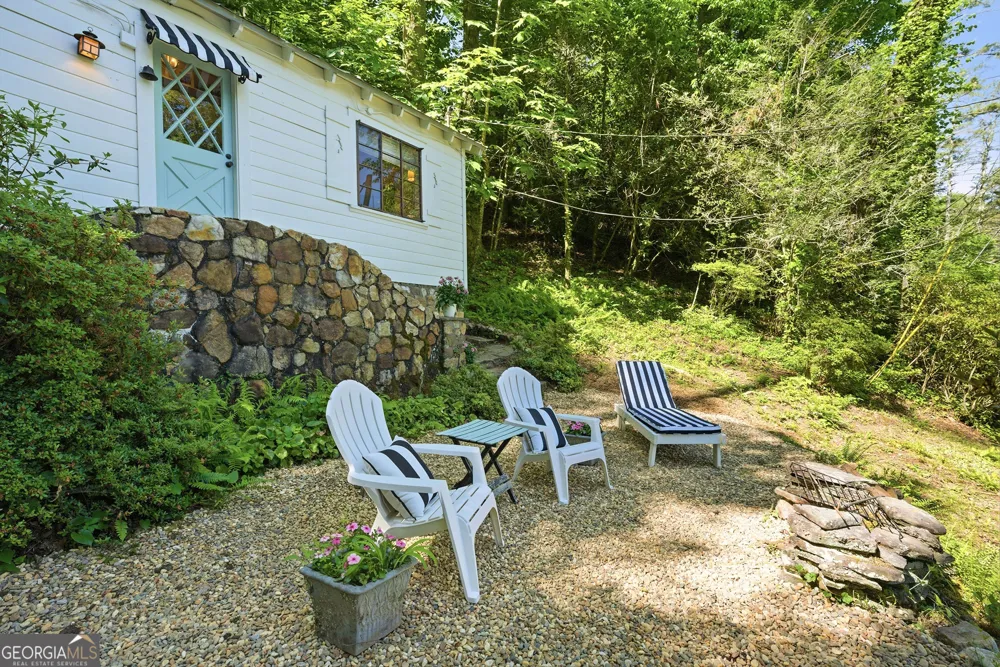 6448 Crow Creek RD Lakemont, GA 30552