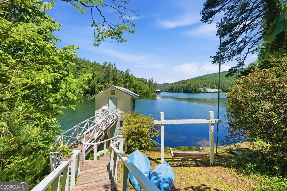 6448 Crow Creek RD Lakemont, GA 30552