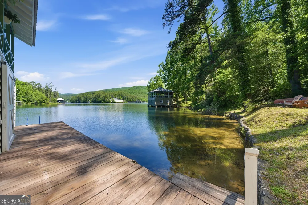 6448 Crow Creek RD Lakemont, GA 30552