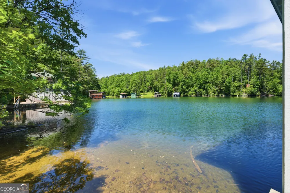 6448 Crow Creek RD Lakemont, GA 30552