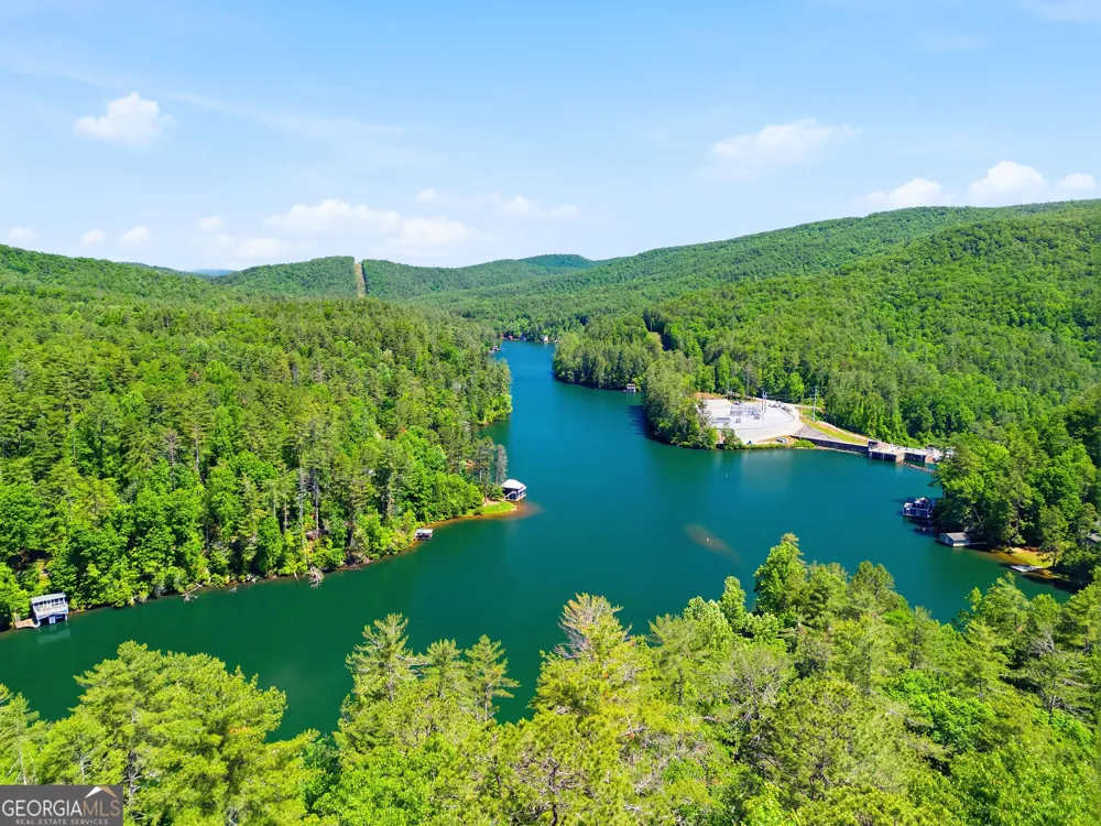 6448 Crow Creek RD Lakemont, GA 30552