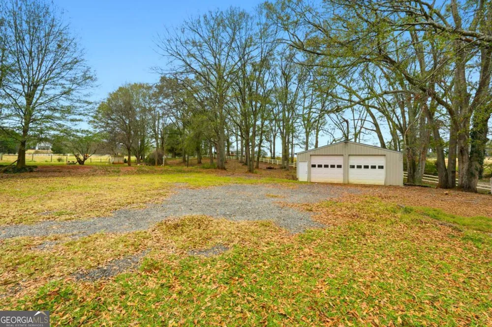 1295 Double Bridge RD Winder, GA 30680