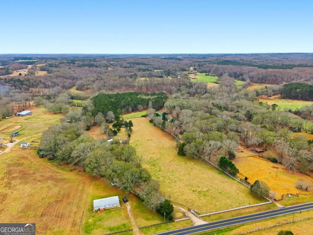 1295 Double Bridge RD Winder, GA 30680