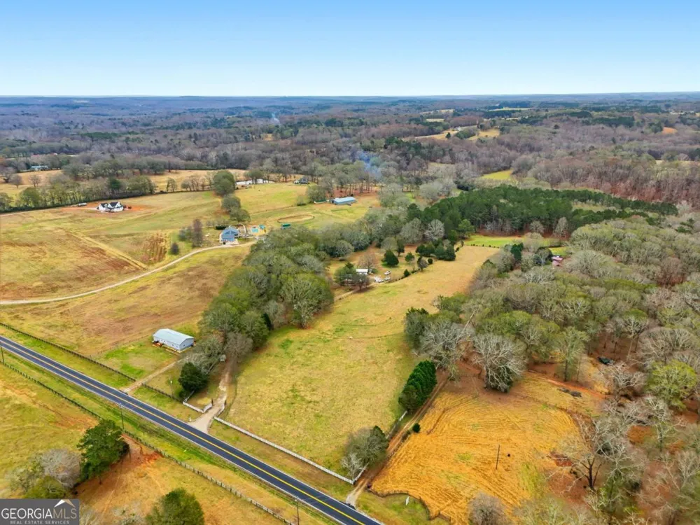 1295 Double Bridge RD Winder, GA 30680