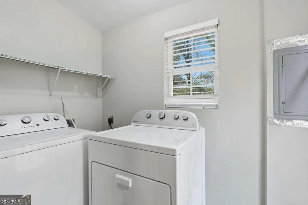 1295 Double Bridge RD Winder, GA 30680