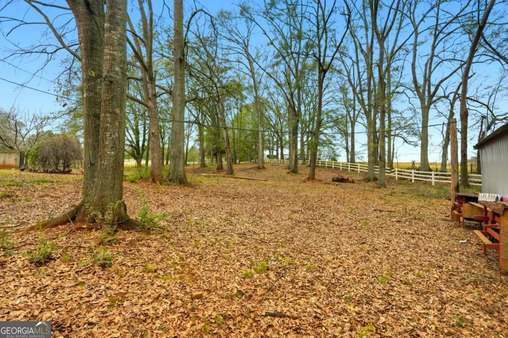 1295 Double Bridge RD Winder, GA 30680