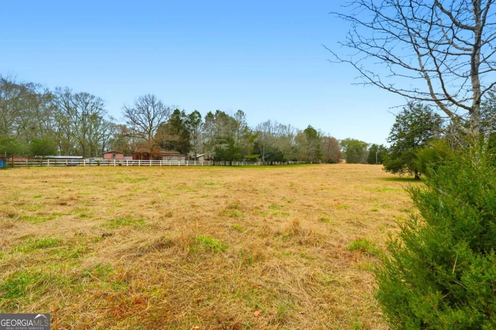 1295 Double Bridge RD Winder, GA 30680