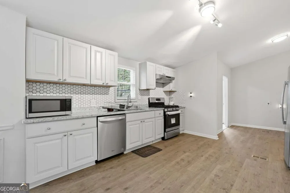 1295 Double Bridge RD Winder, GA 30680