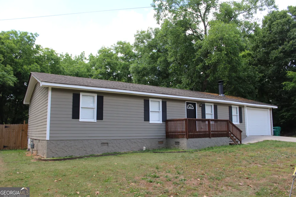 335 Poplar Avenue
