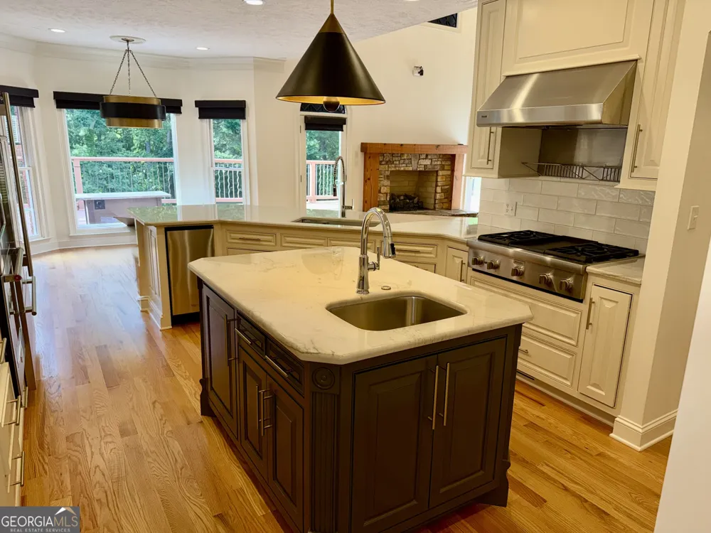 1836 Morningside Tr Elberton, GA 30635