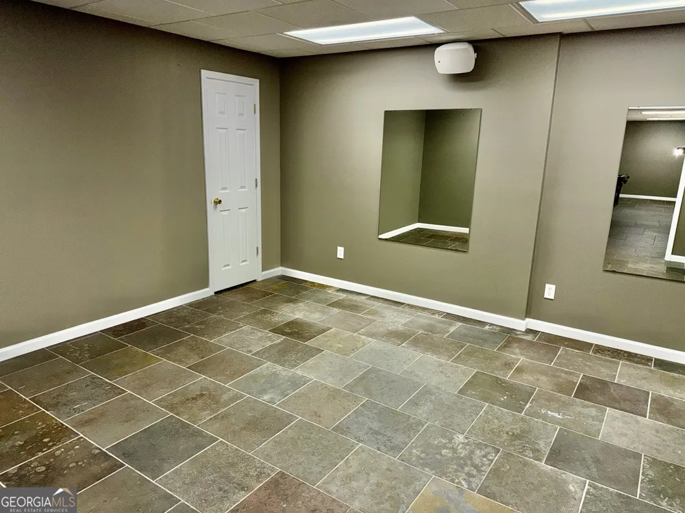 1836 Morningside Tr Elberton, GA 30635