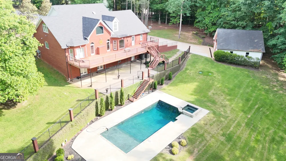 1836 Morningside Tr Elberton, GA 30635