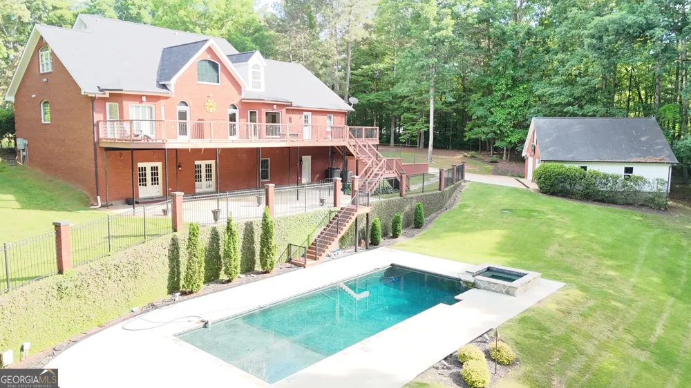 1836 Morningside Tr Elberton, GA 30635