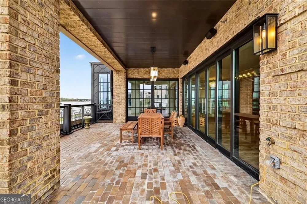 440 Geo Meyer AVE Savannah, GA 31401