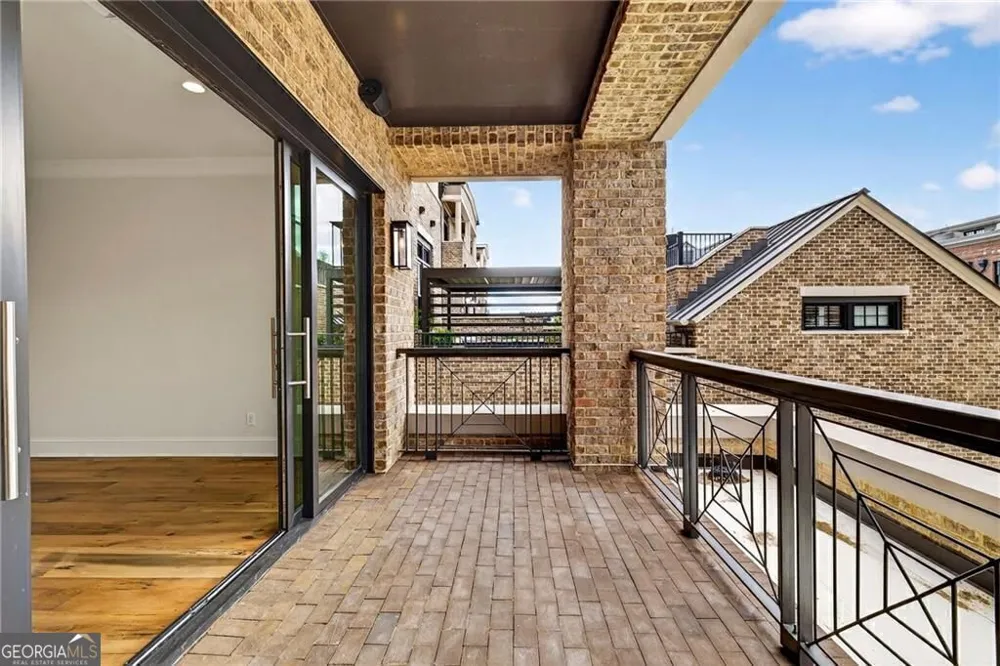 440 Geo Meyer AVE Savannah, GA 31401