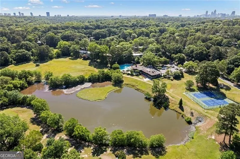 22 Glenald WAY Atlanta, GA 30327
