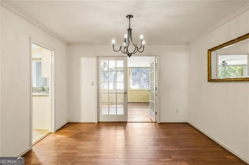 22 Glenald WAY Atlanta, GA 30327