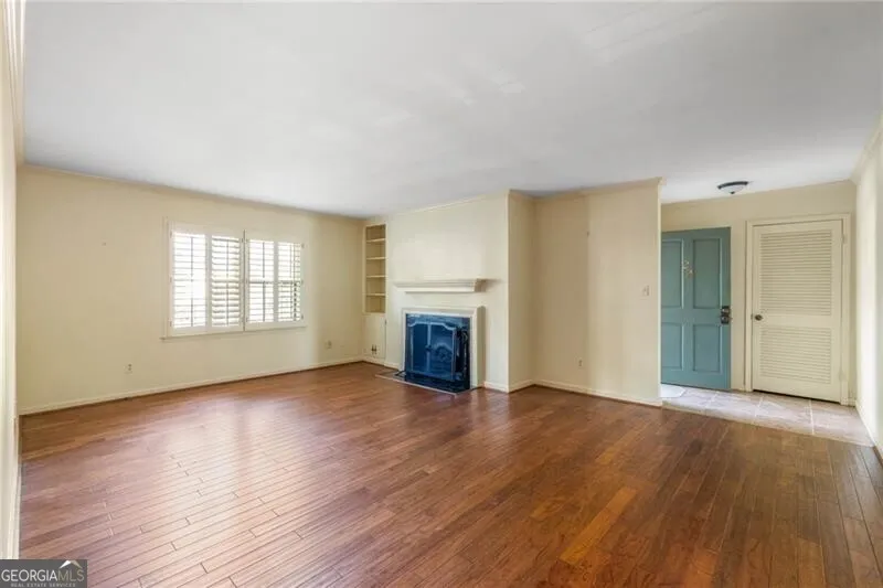 22 Glenald WAY Atlanta, GA 30327