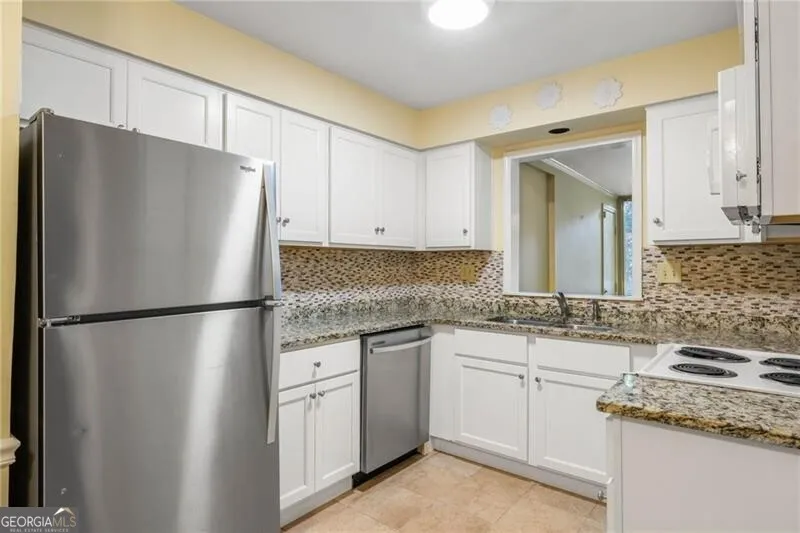 22 Glenald WAY Atlanta, GA 30327