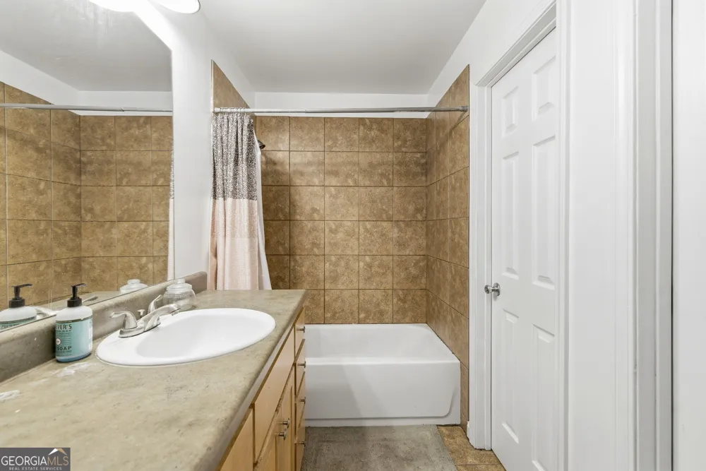 205 Pineview DR Athens, GA 30606