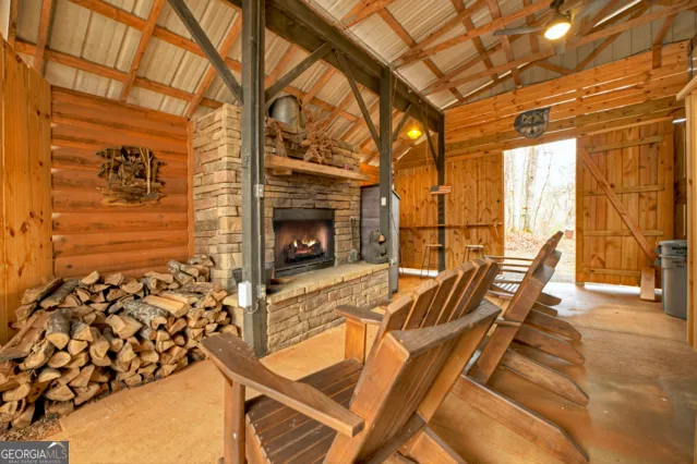 44 11th ST Ellijay, GA 30540