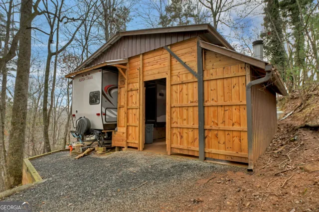 44 11th ST Ellijay, GA 30540