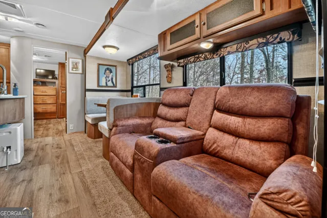 44 11th ST Ellijay, GA 30540