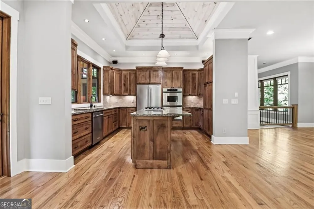 1288 Black Bear TRL Big Canoe, GA 30143