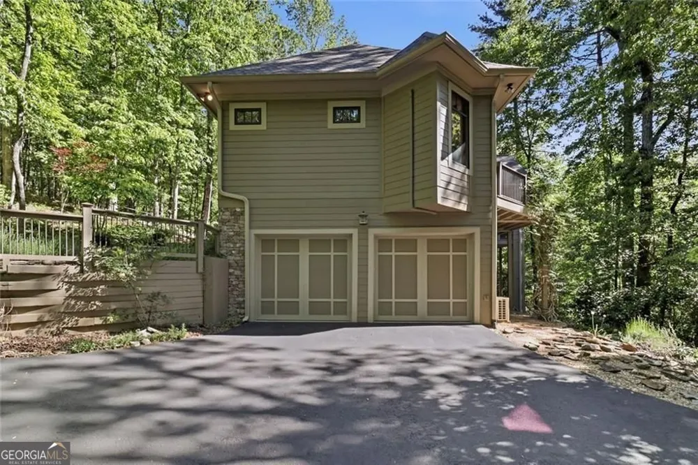 1288 Black Bear TRL Big Canoe, GA 30143