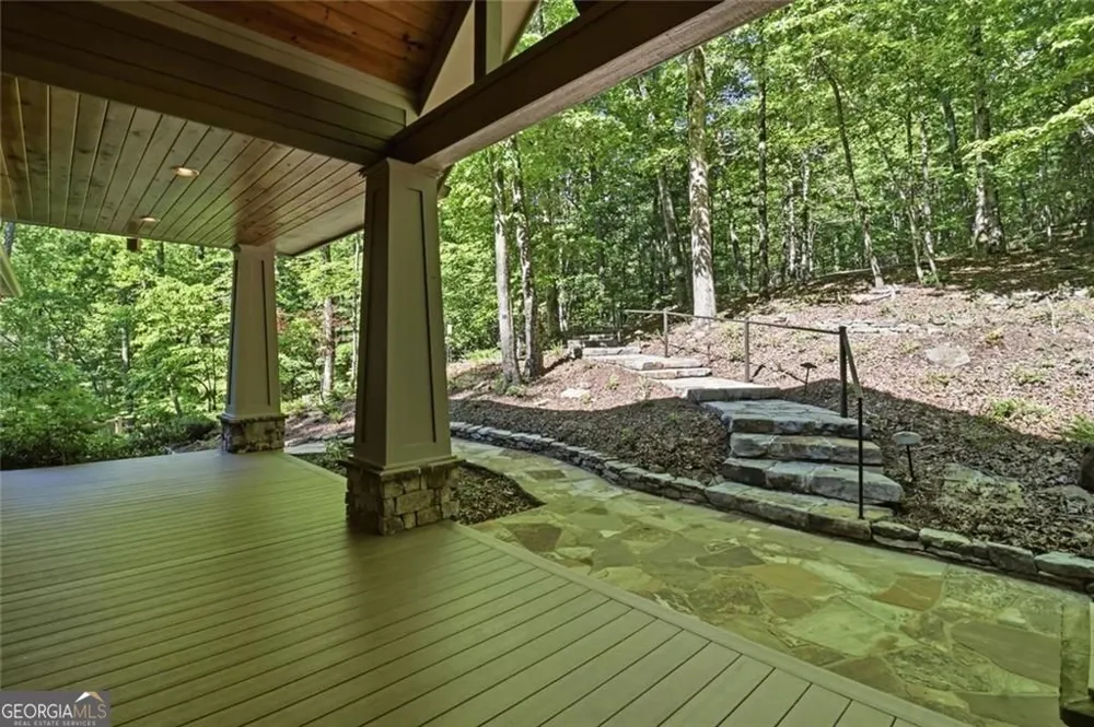 1288 Black Bear TRL Big Canoe, GA 30143