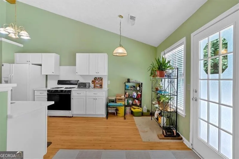 322 London LN Hiram, GA 30141