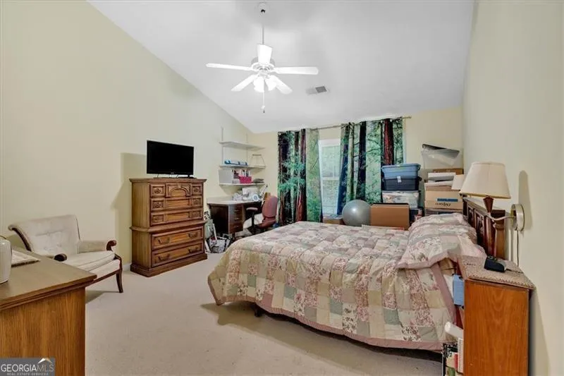 322 London LN Hiram, GA 30141