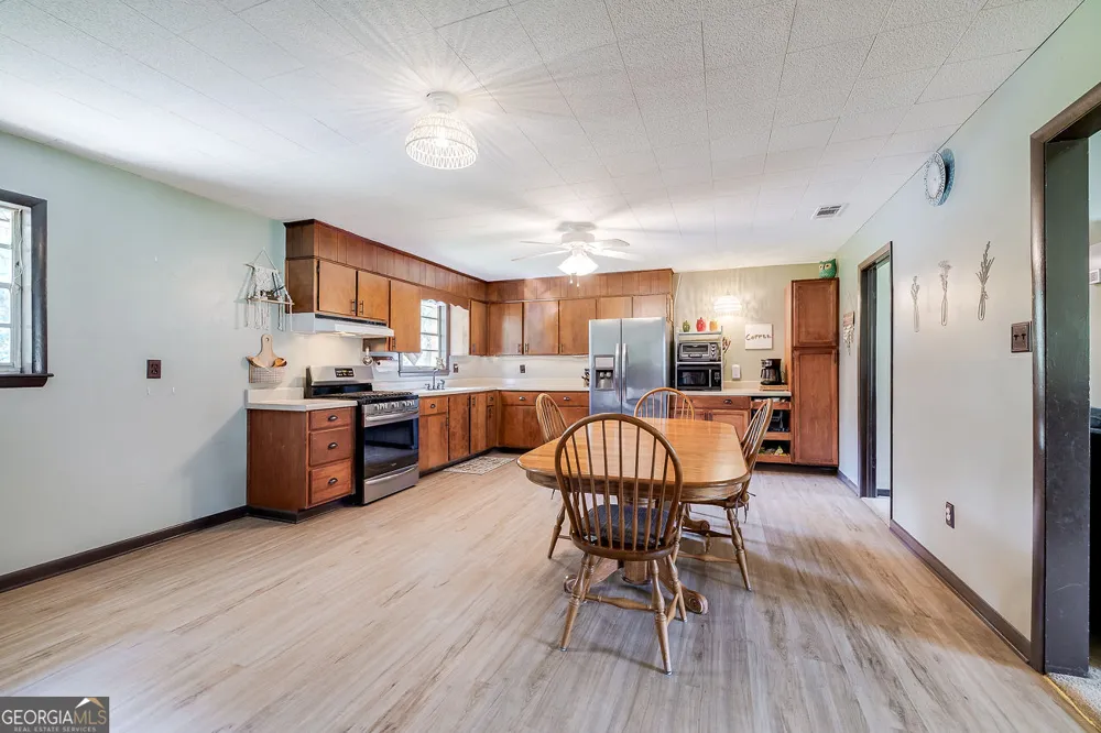1325 Pine Barren RD Pooler, GA 31322