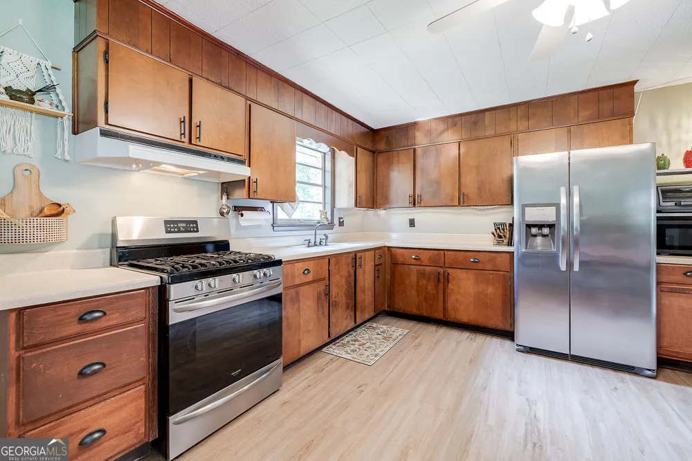 1325 Pine Barren RD Pooler, GA 31322