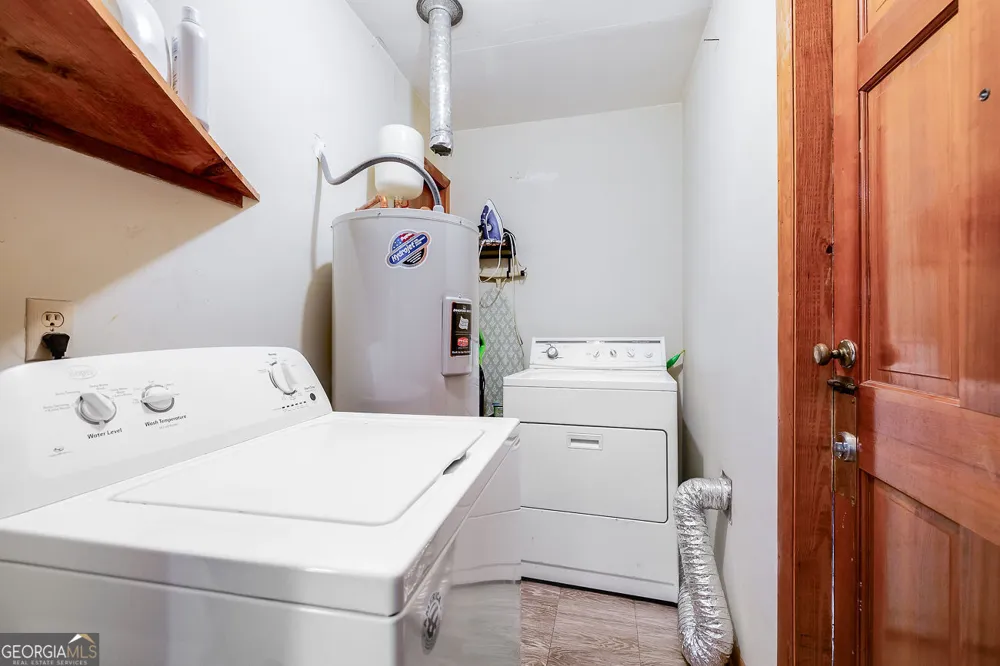 1325 Pine Barren RD Pooler, GA 31322