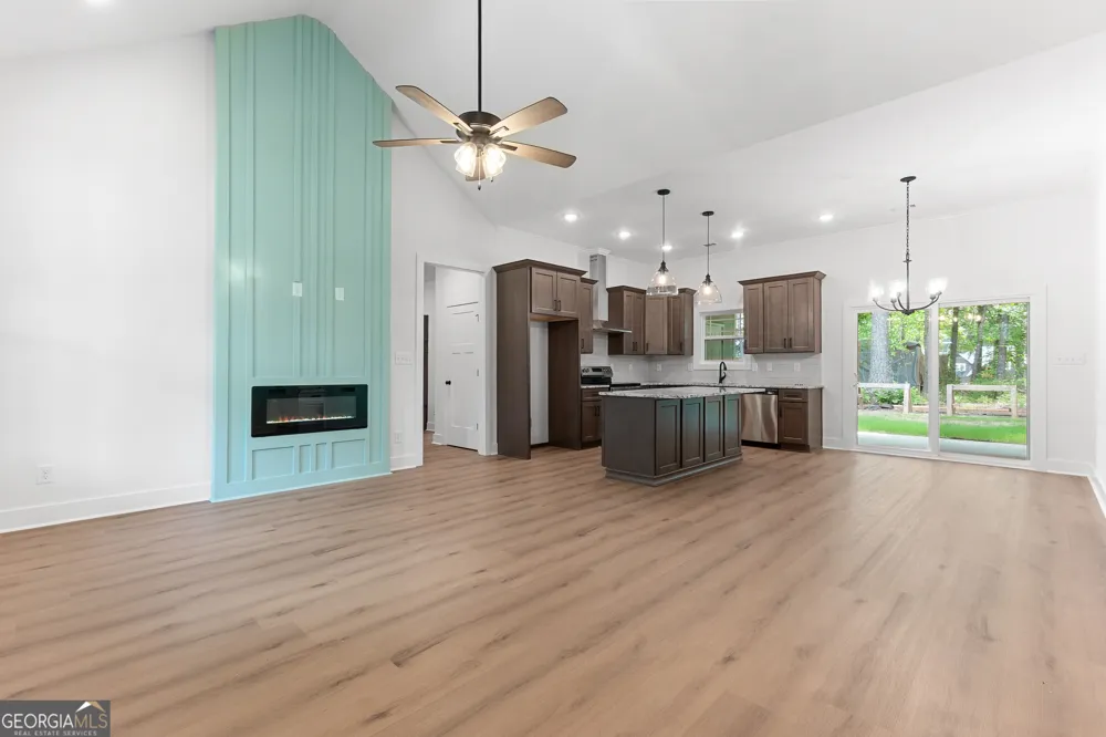 116 Merrie Valley RD Warner Robins, GA 31088