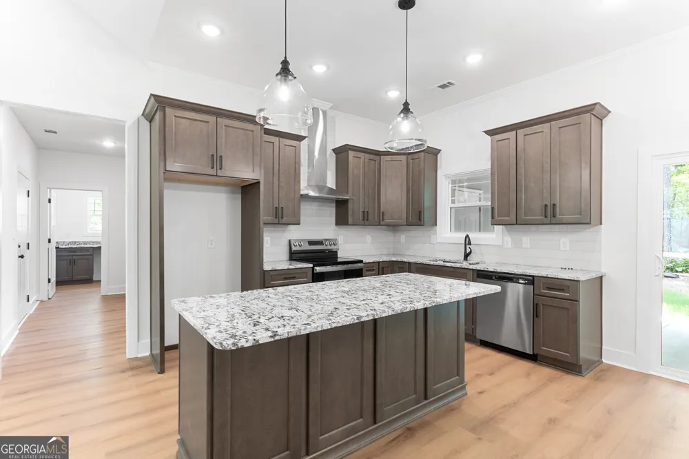 116 Merrie Valley RD Warner Robins, GA 31088