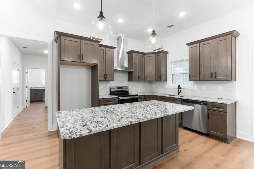 116 Merrie Valley RD Warner Robins, GA 31088