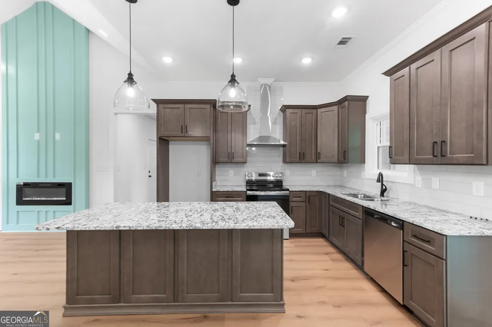 116 Merrie Valley RD Warner Robins, GA 31088