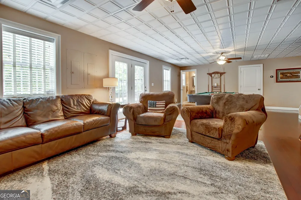 380 Peachbelt RD Thomaston, GA 30286