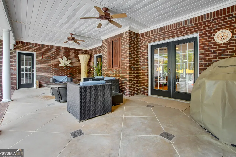 380 Peachbelt RD Thomaston, GA 30286