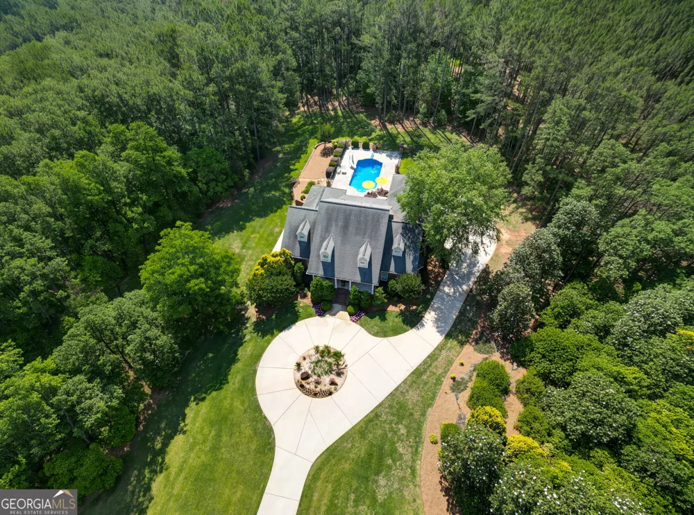 380 Peachbelt RD Thomaston, GA 30286