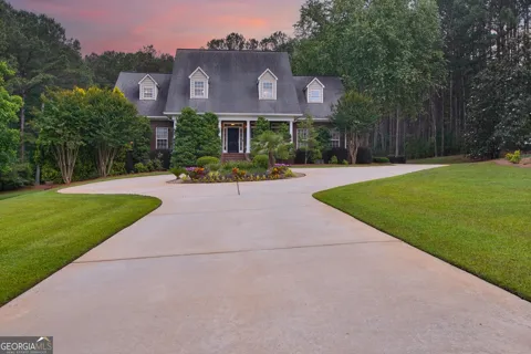 380 Peachbelt RD