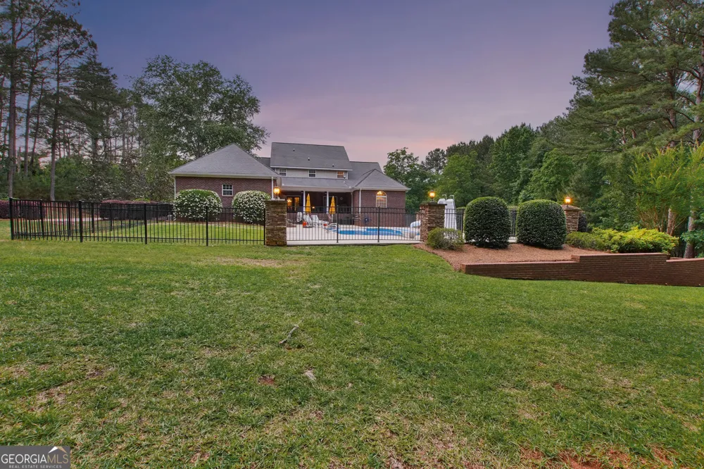 380 Peachbelt RD Thomaston, GA 30286