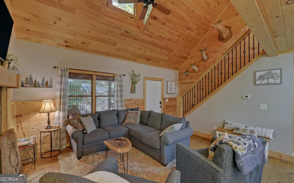79 Clairmonte PT Martin, GA 30557