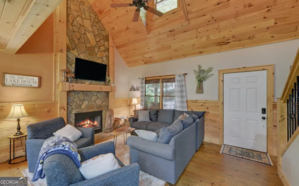 79 Clairmonte PT Martin, GA 30557
