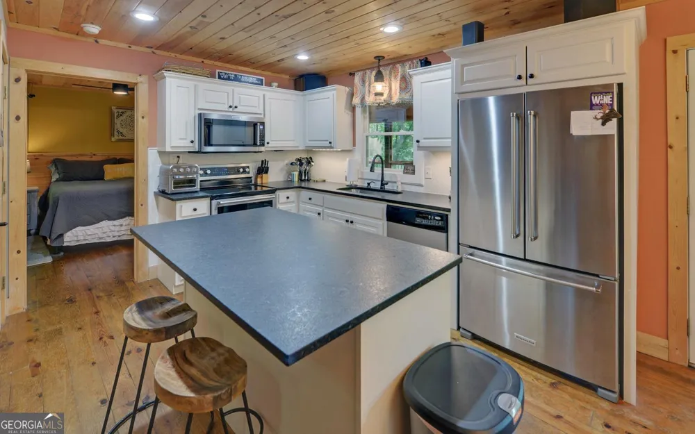 79 Clairmonte PT Martin, GA 30557