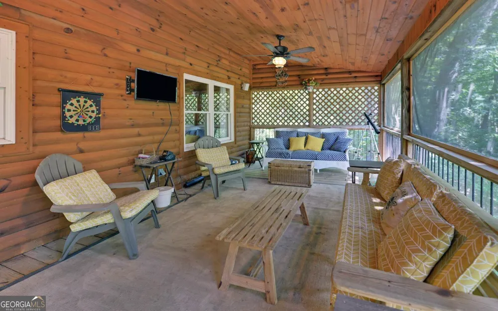 79 Clairmonte PT Martin, GA 30557