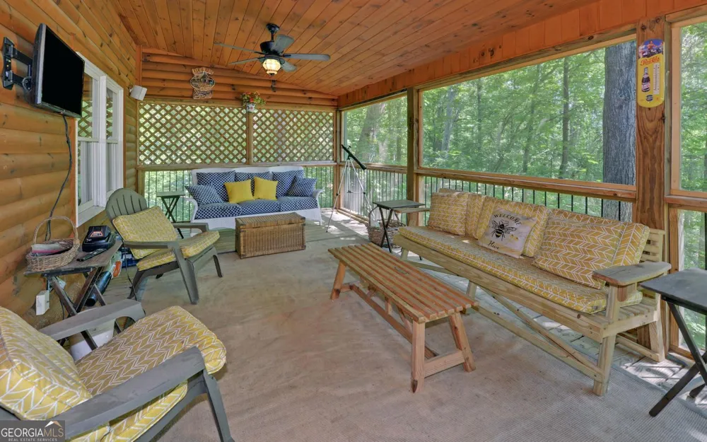 79 Clairmonte PT Martin, GA 30557